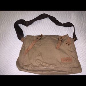 BedStu messenger/computer bag